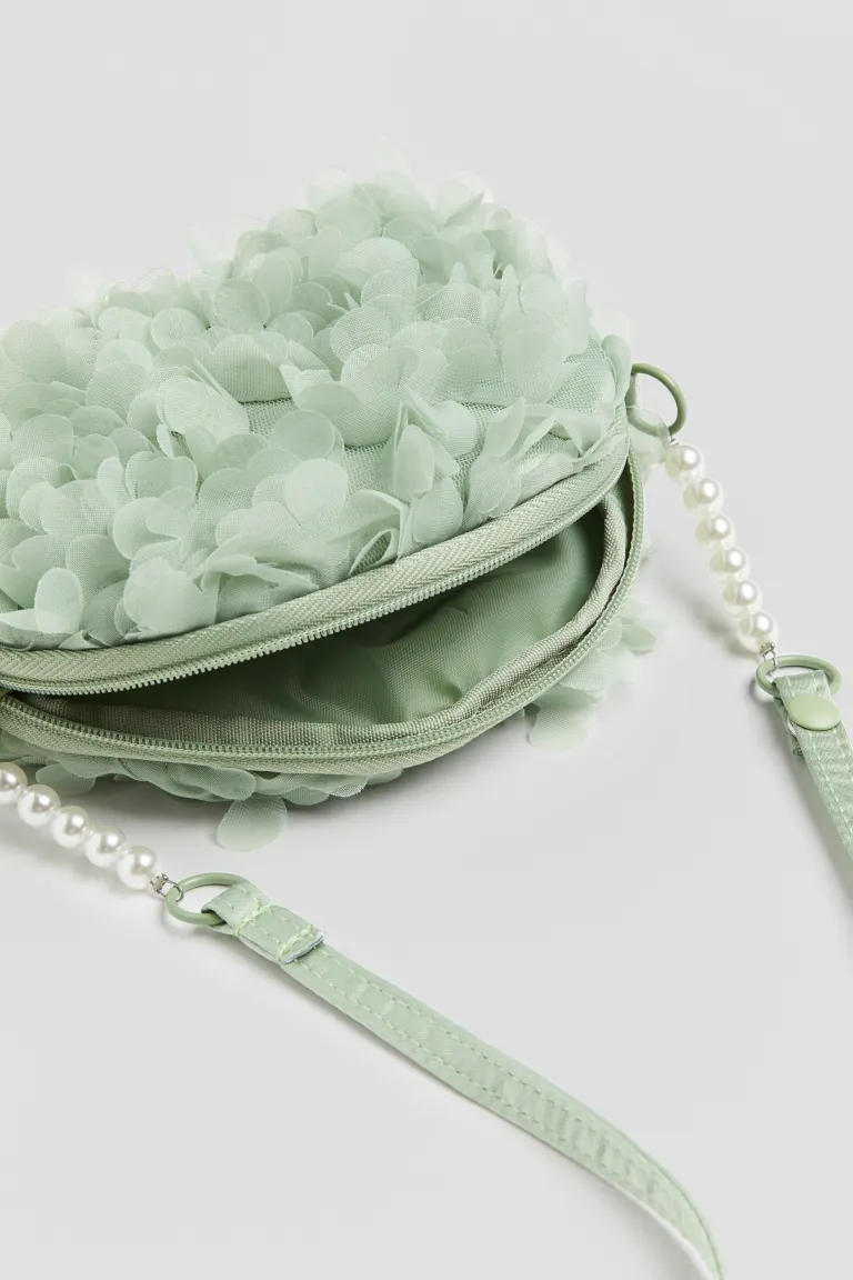 Fabric flower-covered shoulder bag - Image 3